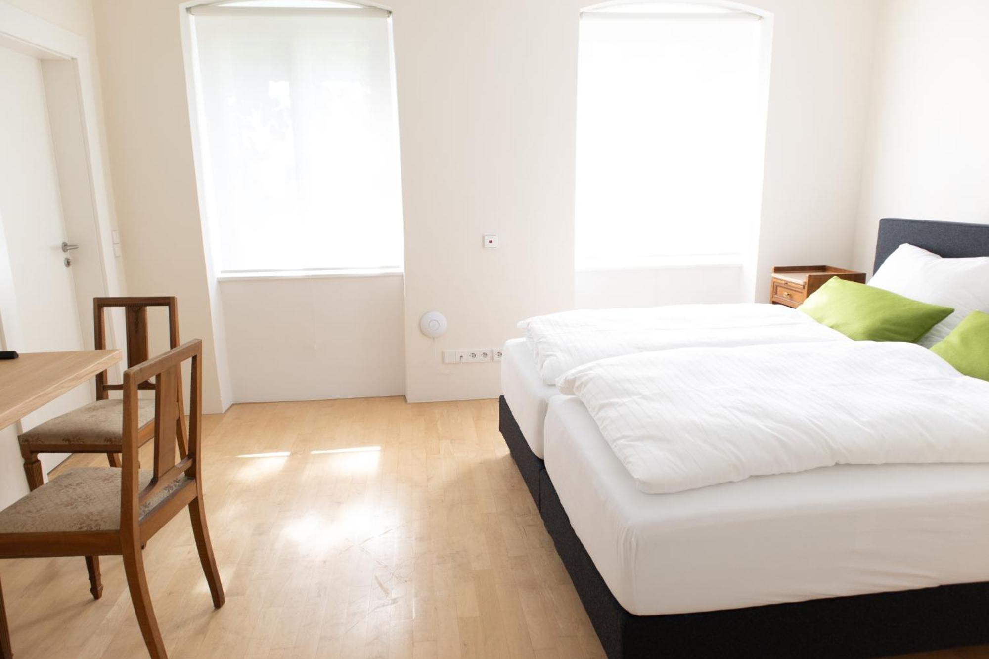 Villaflora Gaestehaus Riedlingen Kamer foto